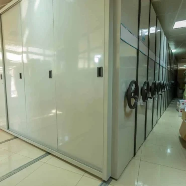 Euro Mobile high-density mobile cabinets for optimized storage in offices and archives.